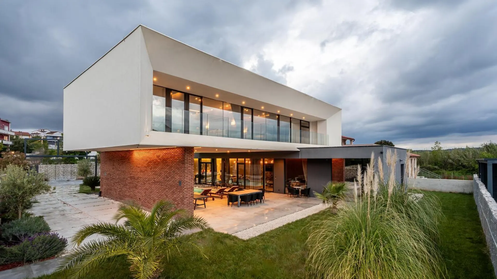 Grande Arche Villa Ližnjan Kroatien